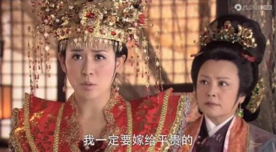 ​王宝钏挖野菜背后“咸湿佬”陈浩民曾拉着大肚子老婆当众道歉