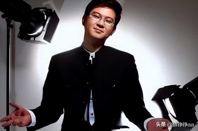 ​主持人赵川：三个老婆都貌美如花！一个空姐，一个记者，一个画家