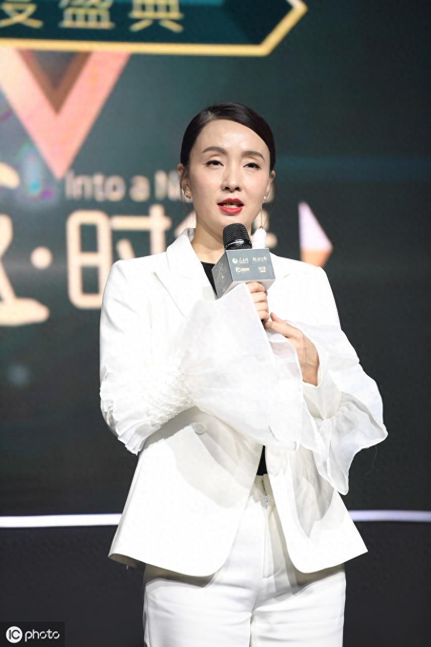 同样叫陶虹,一个是徐峥老婆,一个是杨子前妻