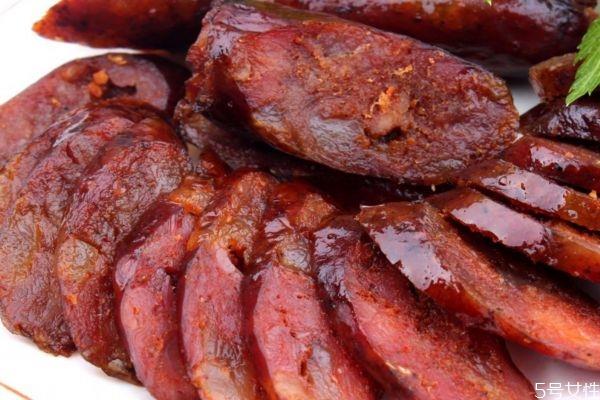 香肠腊肉可以带上飞机吗 香肠腊肉一般煮多久可以吃 香肠腊肉可以带上飞机吗 香肠腊肉一般煮多久可以吃