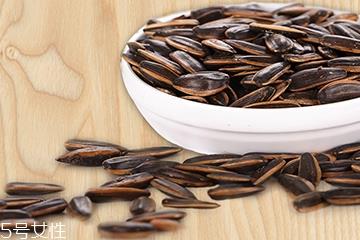 葵瓜子的热量 葵瓜子会长胖吗? 葵瓜子的热量 葵瓜子会长胖吗?