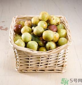 青枣和香蕉能一起吃吗?青枣和香蕉一起吃好吗 青枣和香蕉能一起吃吗?青枣和香蕉一起吃好吗