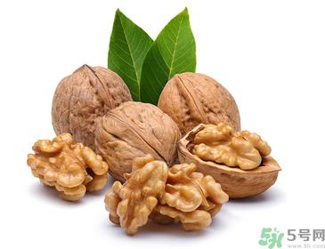 纸皮核桃和普通核桃哪个好?纸皮核桃和普通的核桃有什么区别? 纸皮核桃和普通核桃哪个好?纸皮核桃和普通的核桃有什么区别?