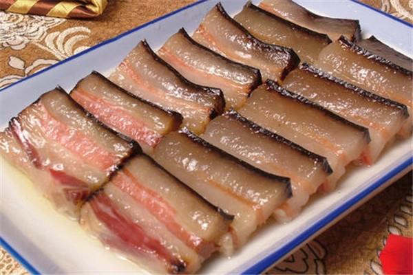腊肉的皮很硬怎么处理 腊肉有营养吗 腊肉的皮很硬怎么处理 腊肉有营养吗