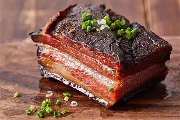 腊肉的皮很硬怎么处理 腊肉有营养吗 腊肉的皮很硬怎么处理 腊肉有营养吗