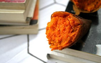 ​烤红薯去皮好还是不去皮好 烤红薯烤箱多长时间