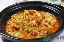 过敏性鼻炎可以吃鱼吗？过敏性鼻炎能不能吃鱼？