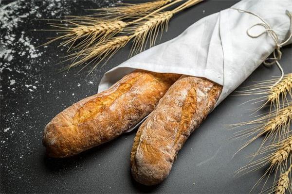 面包怎么刷蛋液才有光泽 面包为什么要刷蛋液