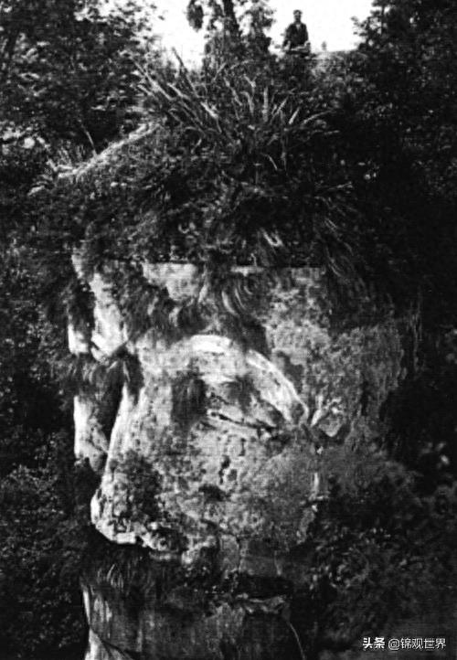 世界双遗产乐山大佛百年变迁旧照，历史上四次闭眼，原因让人感动