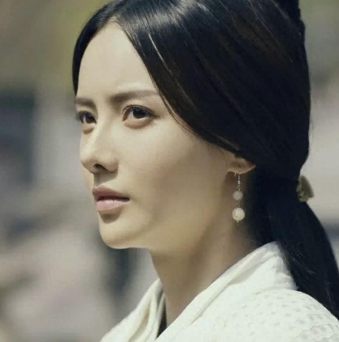 《大军师司马懿之军师联盟》的甄宓，极富古典美的张芷溪