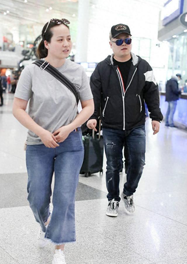 岳云鹏和妻子同行秀恩爱,有这样的妻子,小岳岳也太幸福了吧