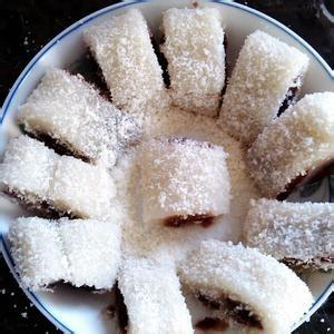 江米凉糕,食之补气养胃又健脾,好吃,做起来一点都不麻烦!