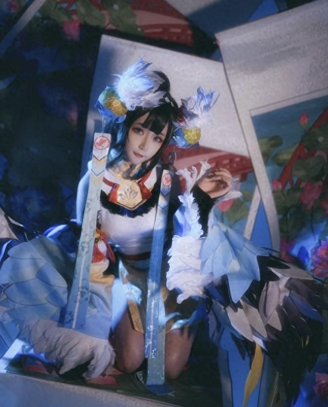 甜甜的想吃掉，《阴阳师》花鸟卷COS欣赏