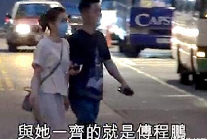 程愫丈夫傅程鹏,为追求当红女星抛弃15年发妻,多年恩爱都是假的