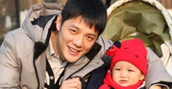 程愫丈夫傅程鹏,为追求当红女星抛弃15年发妻,多年恩爱都是假的