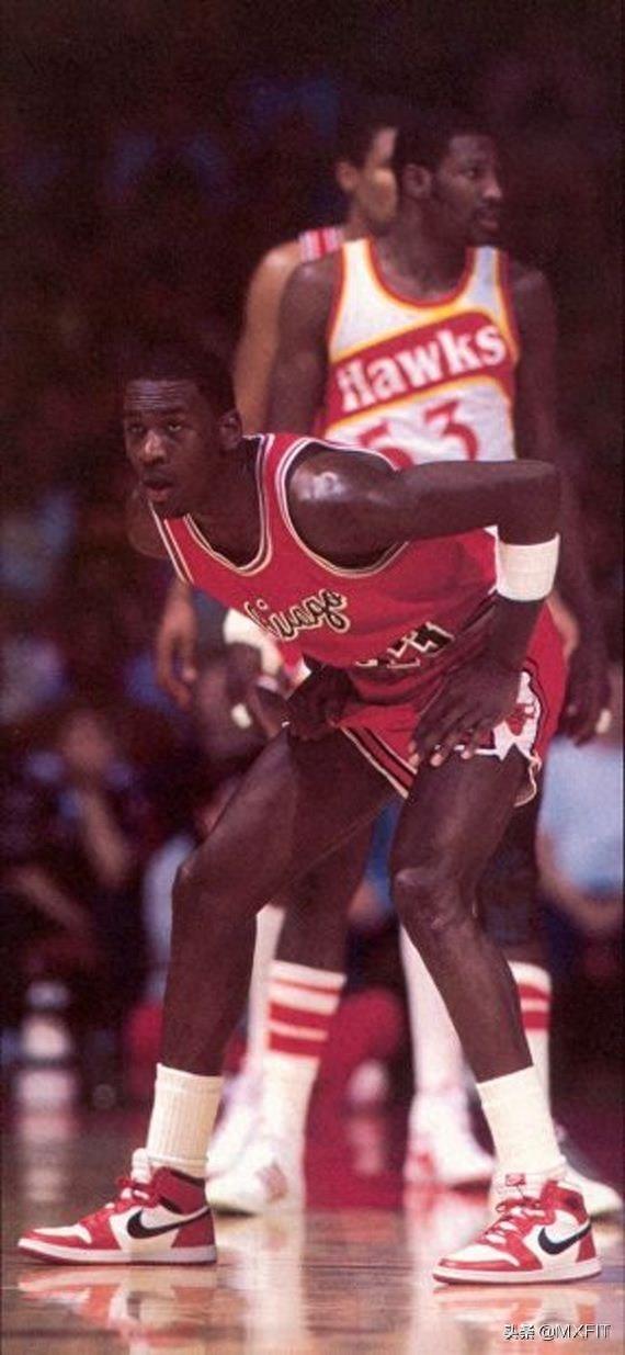 篮球之神乔丹罕见的43张图片,第七张绅士风度炸裂