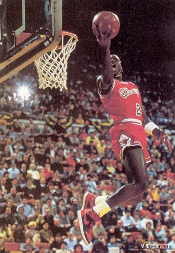 篮球之神乔丹罕见的43张图片,第七张绅士风度炸裂