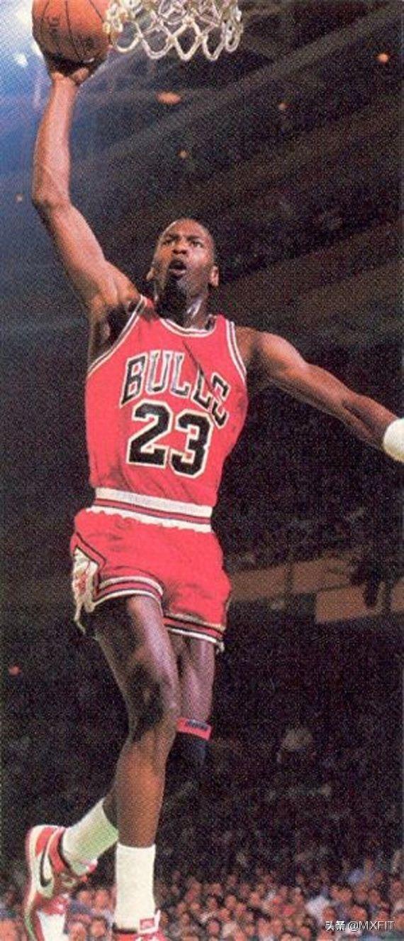 篮球之神乔丹罕见的43张图片,第七张绅士风度炸裂