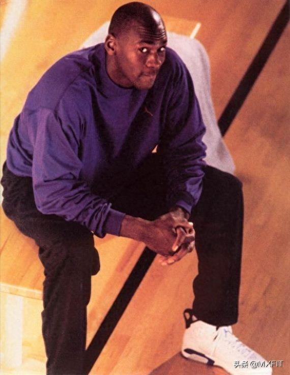篮球之神乔丹罕见的43张图片,第七张绅士风度炸裂
