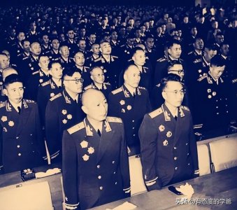​他担任过两个兵团的政委，55年为何仅授中将？晚年坦言：得罪人了