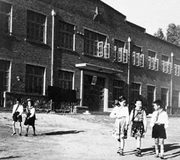 39张图,告诉你1976年7月28日真实的唐山大地震