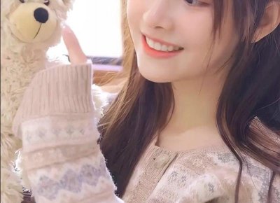 ​婆婆去世7天，儿媳提离婚，儿子指着婆婆遗照：人都死了还害我