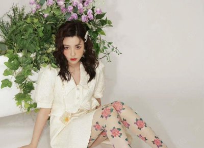 ​男生应该主动一点 第一次约会牵手套路