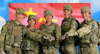 ​《战狼》庄小龙：吴京部队的班长，曾代表中国参加特种兵猎人集训