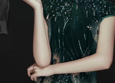 ​我们现在分手一年多了，可是我还想他