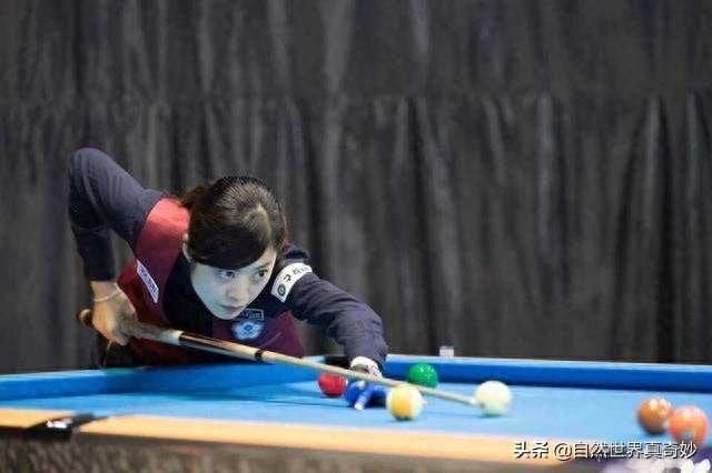 台湾的花式台球选手周婕妤