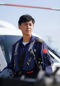 ​中国最帅女机长宋寅，海上安全飞行3150小时，人民的海上守护神