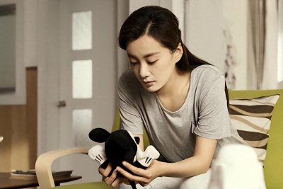 ​徐梵溪：没有婚姻，也没有后代，男友花5亿娶李小冉，她低调成全