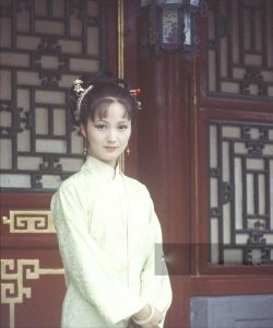 ​87红楼丨她是平儿扮演者，邓婕说她宅，曾拿开水杯给她做红烧肉