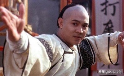 ​方世玉武艺高强，为何年仅24岁遭五枚师太“踢肛”而死？