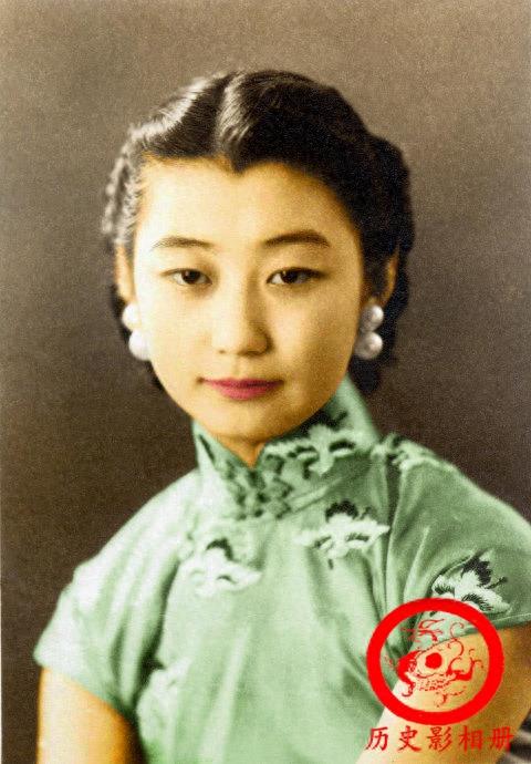 末代格格王敏彤老照片:为溥仪一生不嫁,却始终孤身一人晚景凄凉