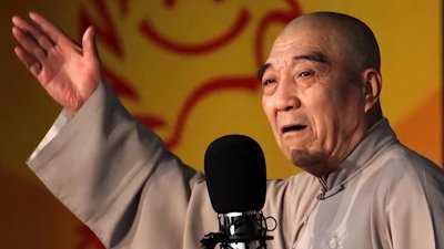 ​刘文步用罢演威胁郭德纲，后台跪求原谅，退社后还联合同行泼脏水