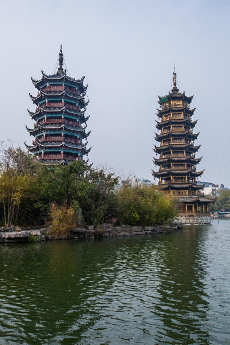 日月双塔文化公园,有