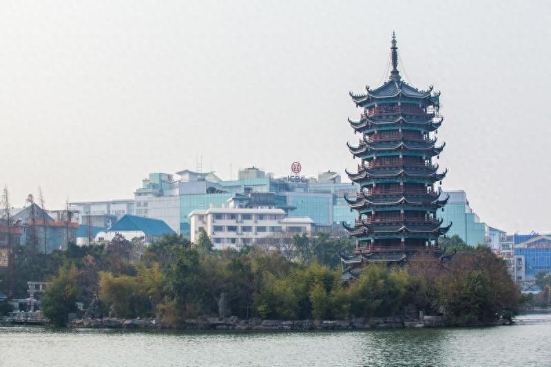 日月双塔文化公园,有