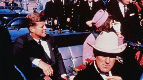 美国第35任总统肯尼迪遇刺前的珍贵旧照：家庭和睦，儿女双全！