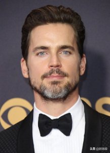 ​心理惊悚题材限定剧，双重生活的双胞胎，陷入混乱的生活