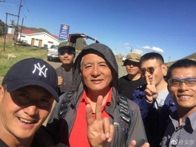 ​留给后期制作的时间不多了，《战狼2》距上映仅4个月仍在拍摄中