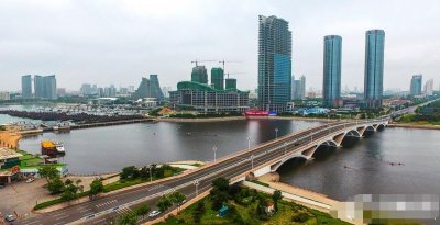 ​鸟瞰日照万平口广场