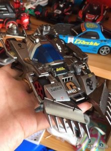 ​四驱兄弟：大神军团的破坏性四驱赛车，现实中是否满足童年的期待