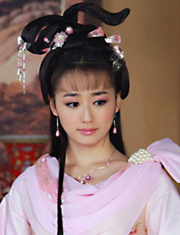 这13人都出演过《活佛济公》系列剧，古装扮相倾城美丽