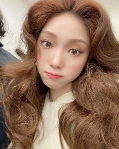 ​李圣经染蜜糖茶色嫩爆！夏日韩妞最爱咖啡拿铁 抹茶5款深发