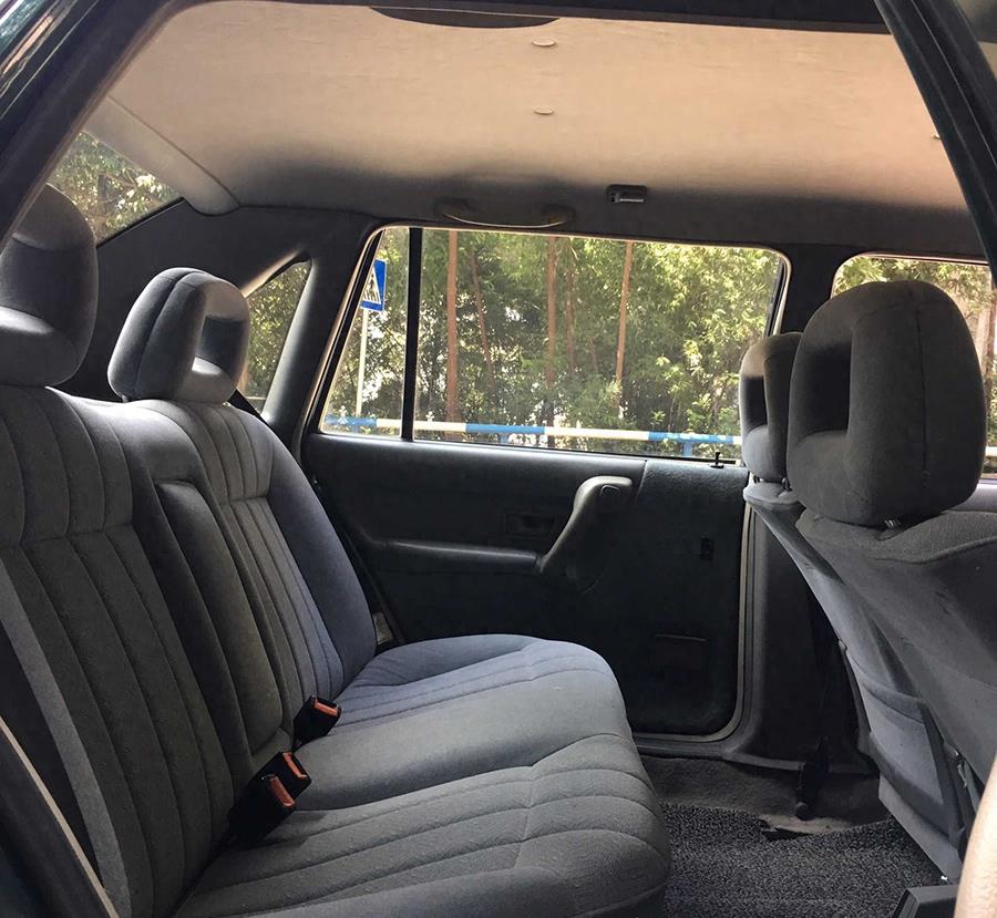 曾经叱咤国内车坛的中高级轿车大众桑塔纳2000