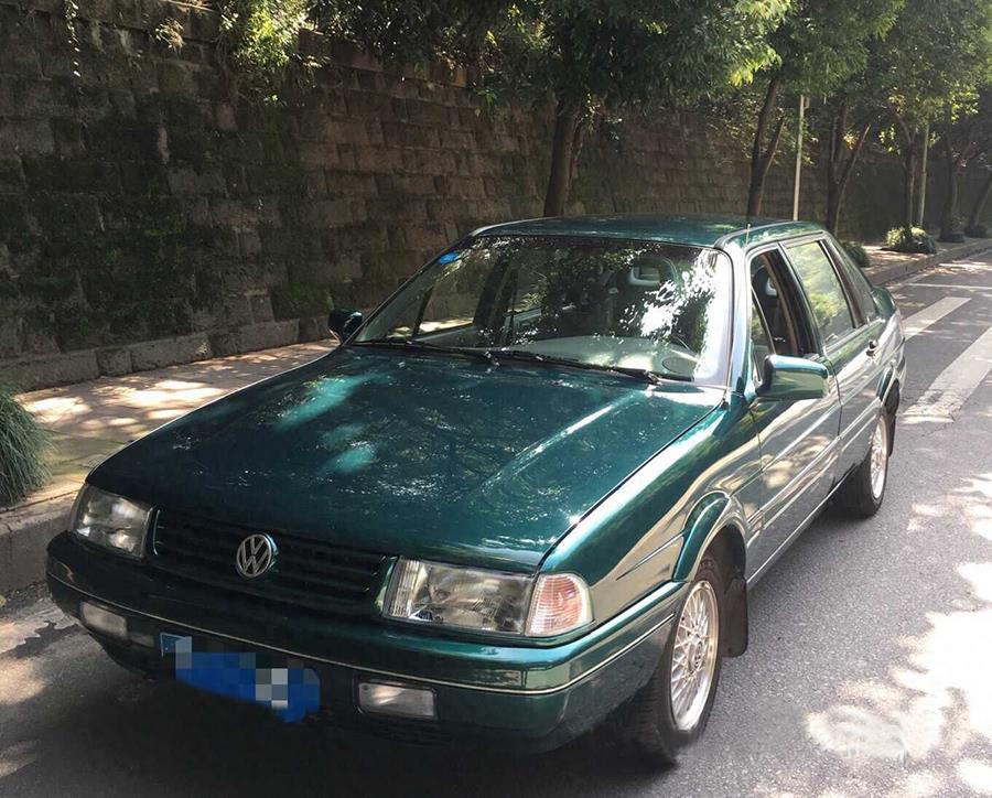 曾经叱咤国内车坛的中高级轿车大众桑塔纳2000