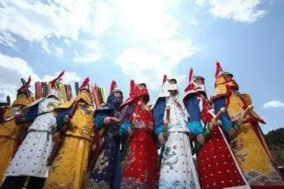 ​清朝 共历十二帝 享国276年 爱新觉罗家族 建都北京 成也女人败也女人