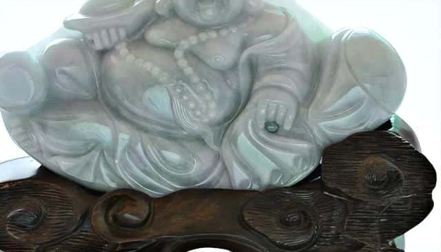 翡翠手镯怎么保养才会越来越通透-_珠宝百科(翡翠手镯怎么养才能透)