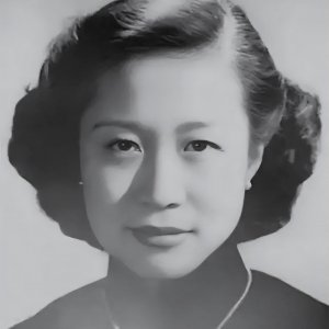 ​翁帆(杨振宁为何选择了翁帆？看看她和杜致礼年轻时的照片，突然就懂了)